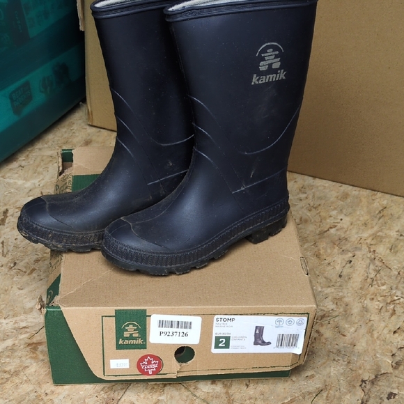 Kamik Stomp Navy Blue Rain Boots - Picture 1 of 4
